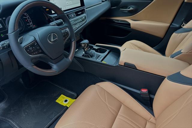 new 2025 Lexus ES 300h car, priced at $56,609