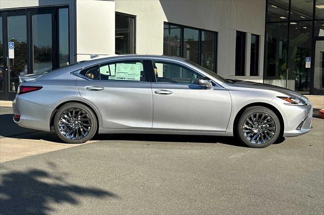 new 2025 Lexus ES 300h car, priced at $56,939