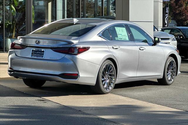 new 2025 Lexus ES 300h car, priced at $56,939