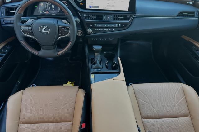 new 2025 Lexus ES 300h car, priced at $56,939