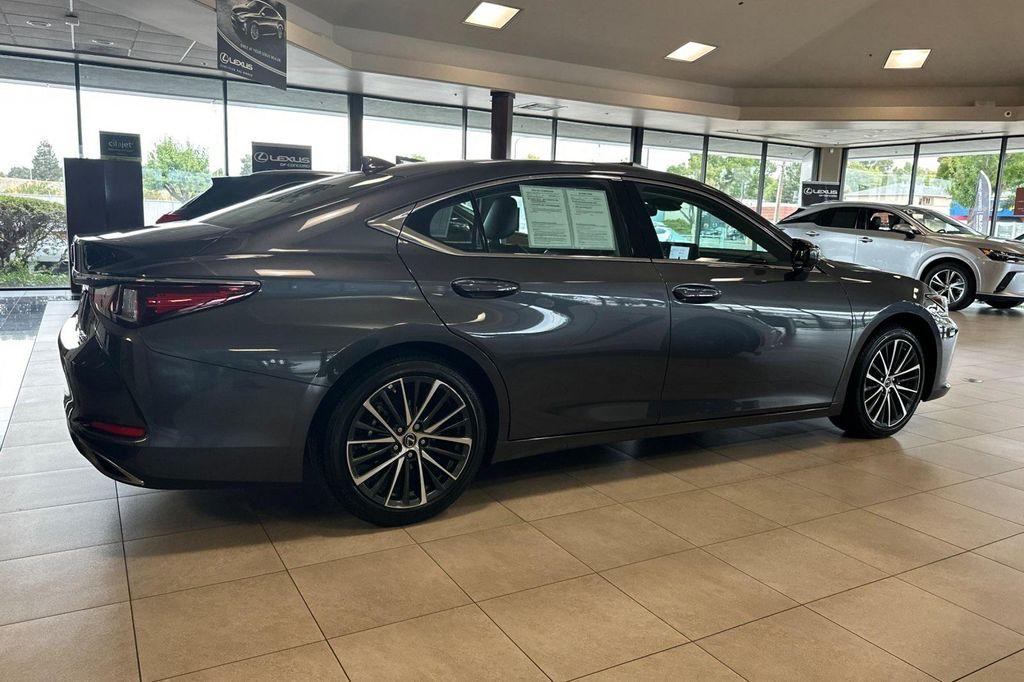 used 2025 Lexus ES 350 car, priced at $41,588