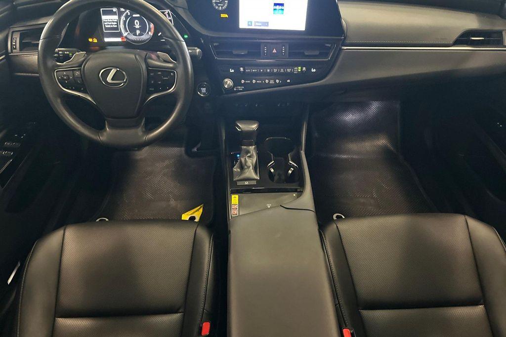 used 2025 Lexus ES 350 car, priced at $41,588