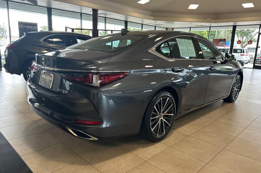 used 2025 Lexus ES 350 car, priced at $41,588