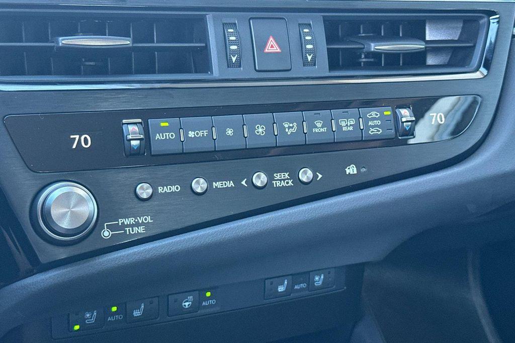 new 2025 Lexus ES 350 car, priced at $49,719