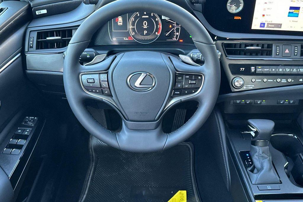 new 2025 Lexus ES 350 car, priced at $47,714