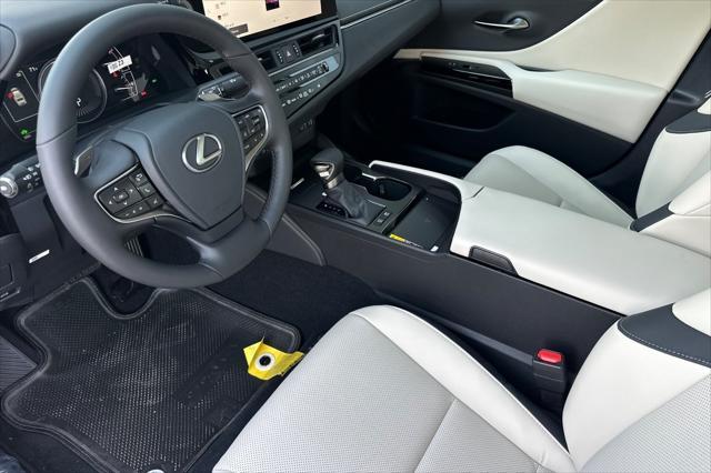 new 2025 Lexus ES 300h car, priced at $50,399