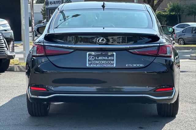 new 2025 Lexus ES 300h car, priced at $50,399