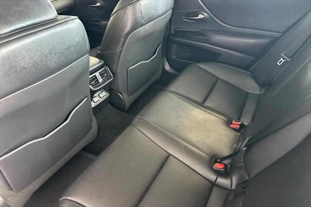used 2021 Lexus ES 350 car, priced at $32,588