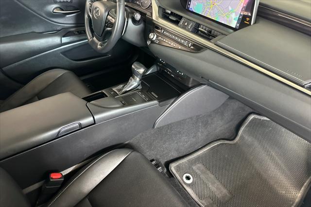 used 2021 Lexus ES 350 car, priced at $32,588