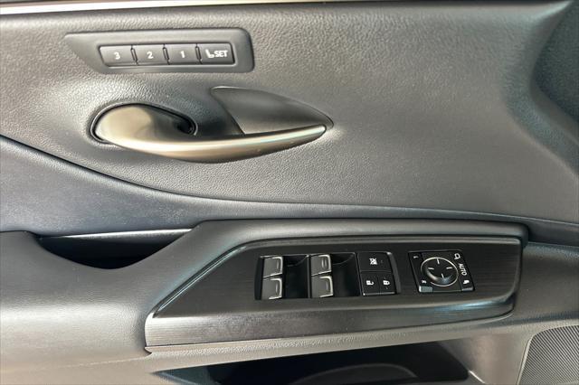 used 2021 Lexus ES 350 car, priced at $32,588