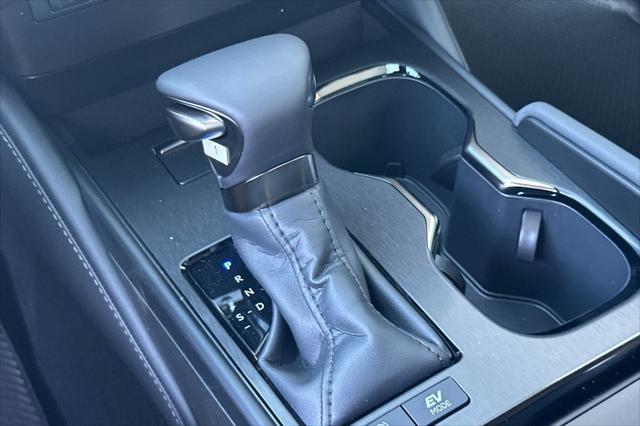 new 2025 Lexus ES 300h car, priced at $50,899