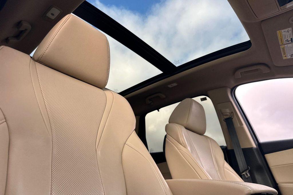 used 2022 Acura MDX car, priced at $33,998
