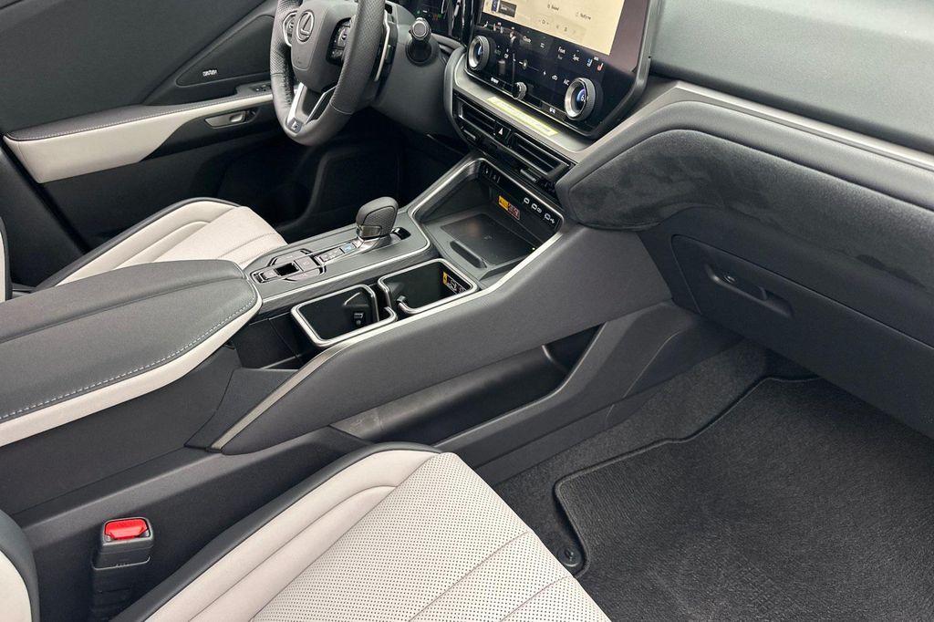 new 2026 Lexus TX 500h car, priced at $76,398