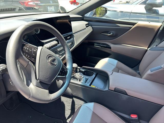used 2025 Lexus ES 350 car, priced at $43,998