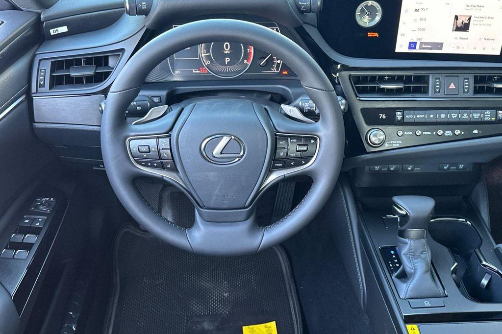 new 2025 Lexus ES 350 car, priced at $47,714