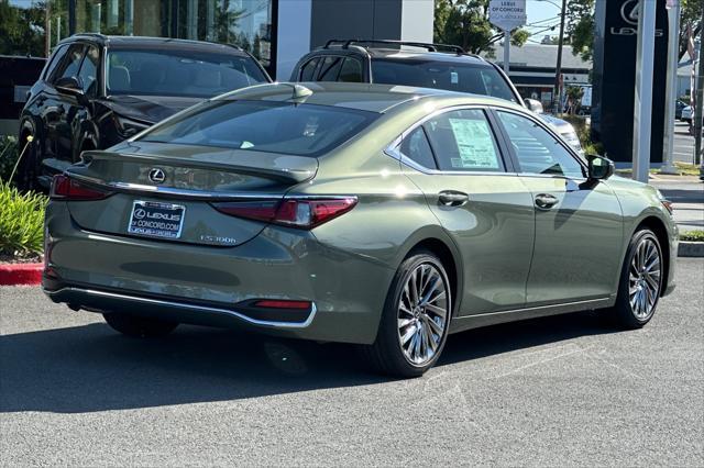 new 2025 Lexus ES 300h car, priced at $56,109