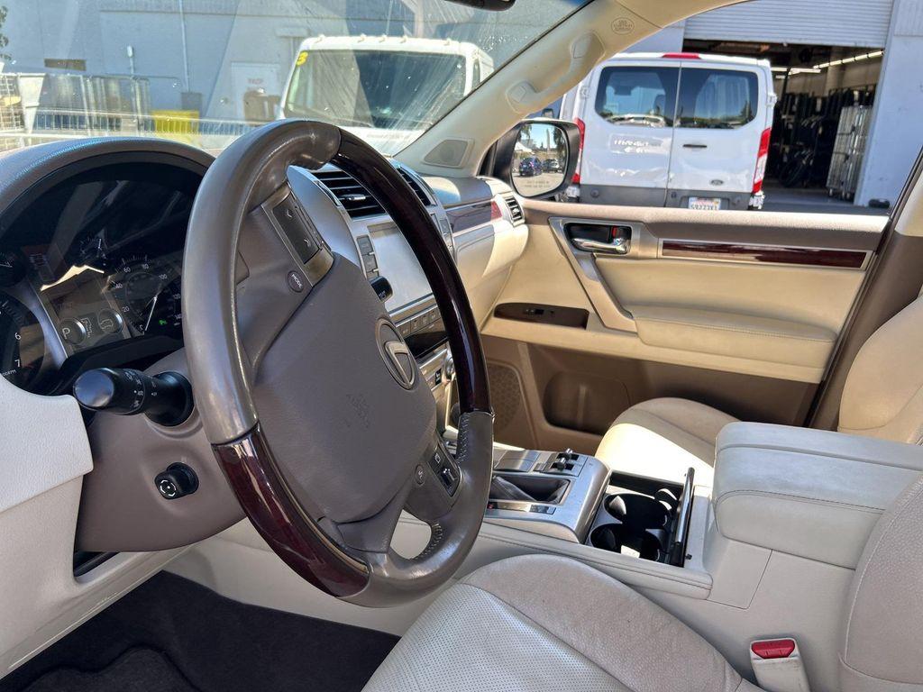 used 2019 Lexus GX 460 car, priced at $39,998