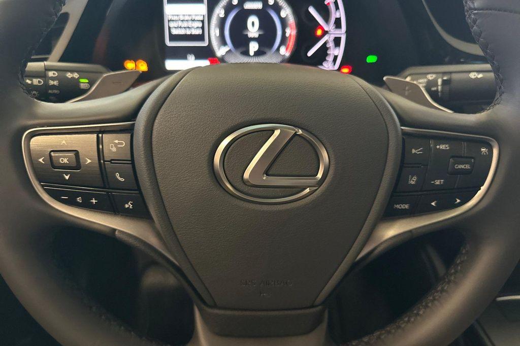 new 2025 Lexus ES 350 car, priced at $44,164