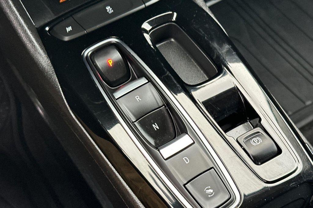 used 2023 Chevrolet Bolt EUV car, priced at $19,998