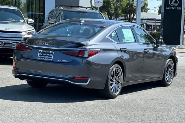 new 2025 Lexus ES 300h car, priced at $56,609