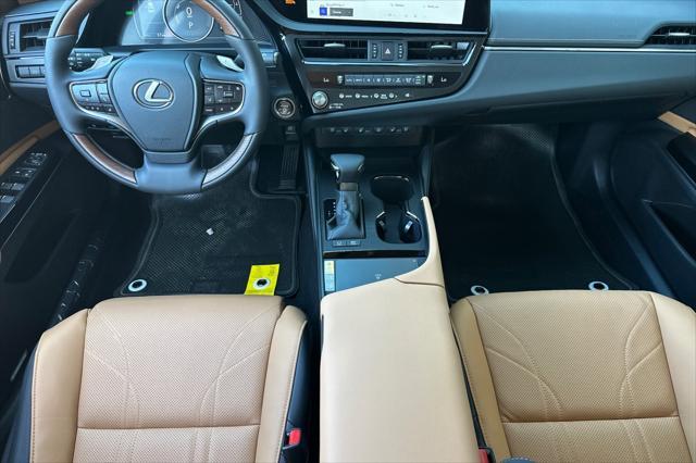new 2025 Lexus ES 300h car, priced at $56,609