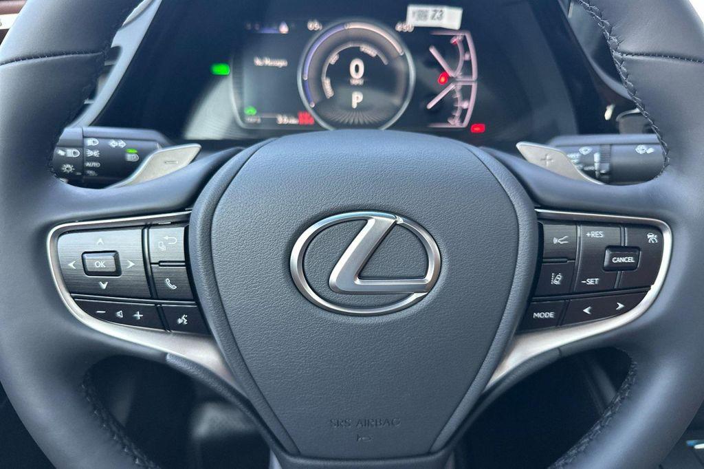 new 2025 Lexus ES 300h car, priced at $51,019