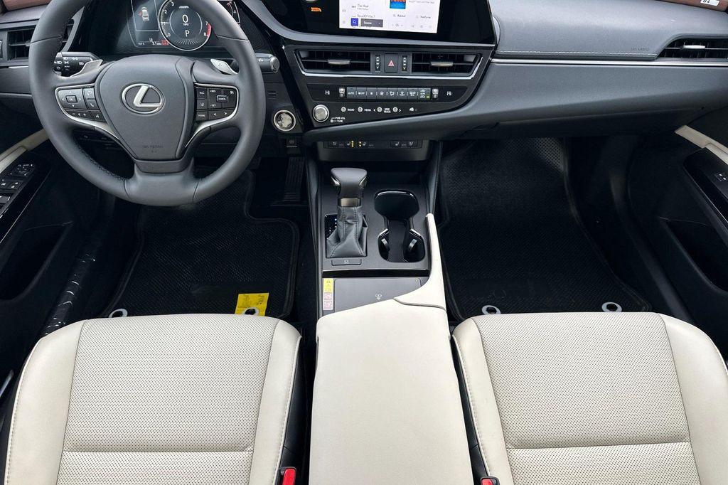 new 2025 Lexus ES 350 car, priced at $48,114