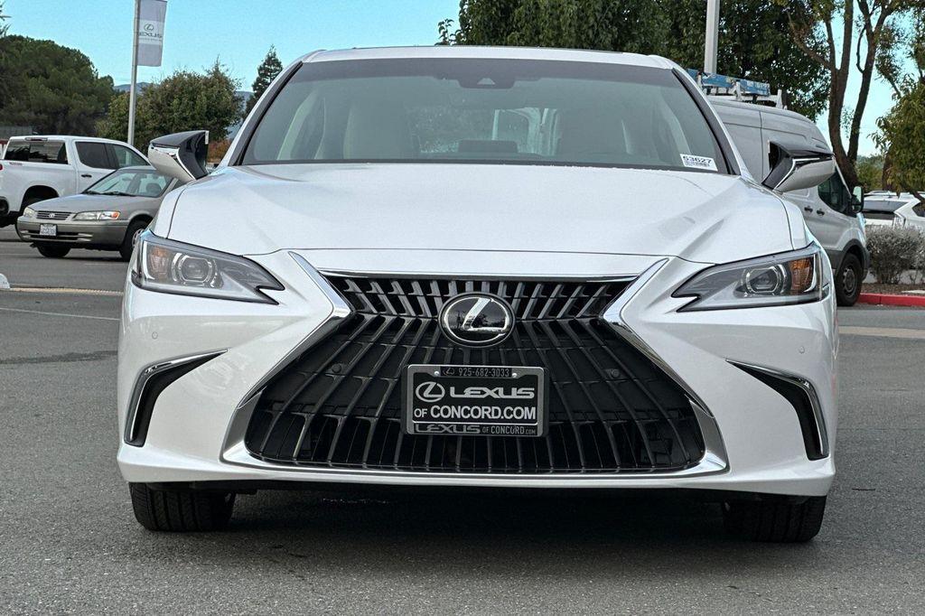 new 2025 Lexus ES 350 car, priced at $48,114
