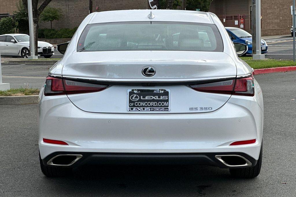 new 2025 Lexus ES 350 car, priced at $48,114