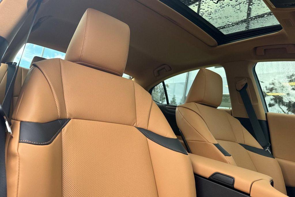 new 2025 Lexus ES 350 car, priced at $47,285