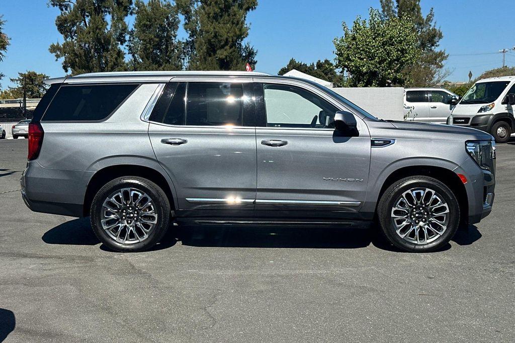 used 2021 GMC Yukon car, priced at $41,788