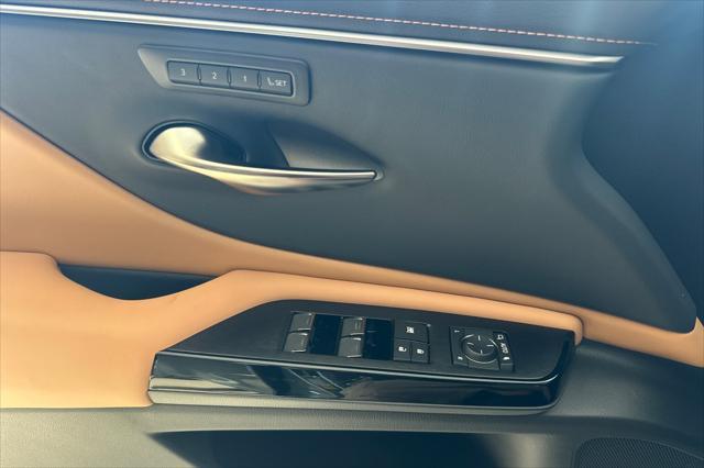 new 2025 Lexus ES 350 car, priced at $49,290
