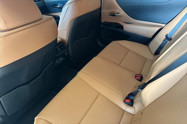 new 2025 Lexus ES 350 car, priced at $49,290