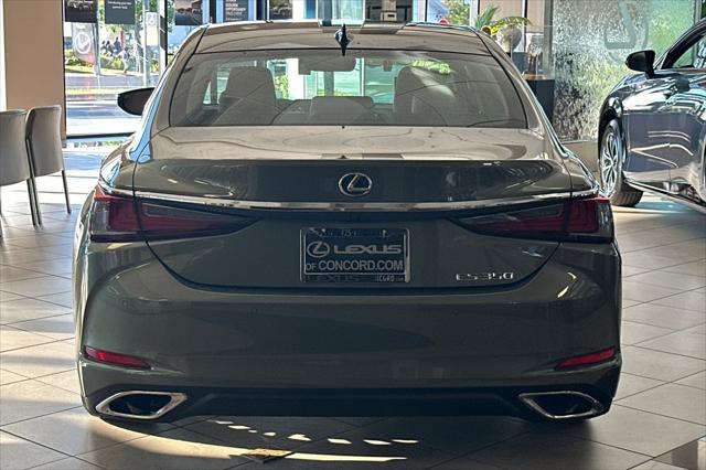 new 2025 Lexus ES 350 car, priced at $49,290