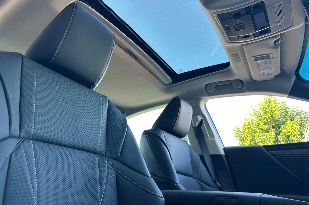 new 2025 Lexus ES 300h car, priced at $56,609