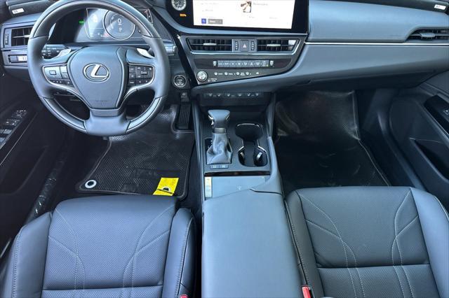 new 2025 Lexus ES 300h car, priced at $56,609