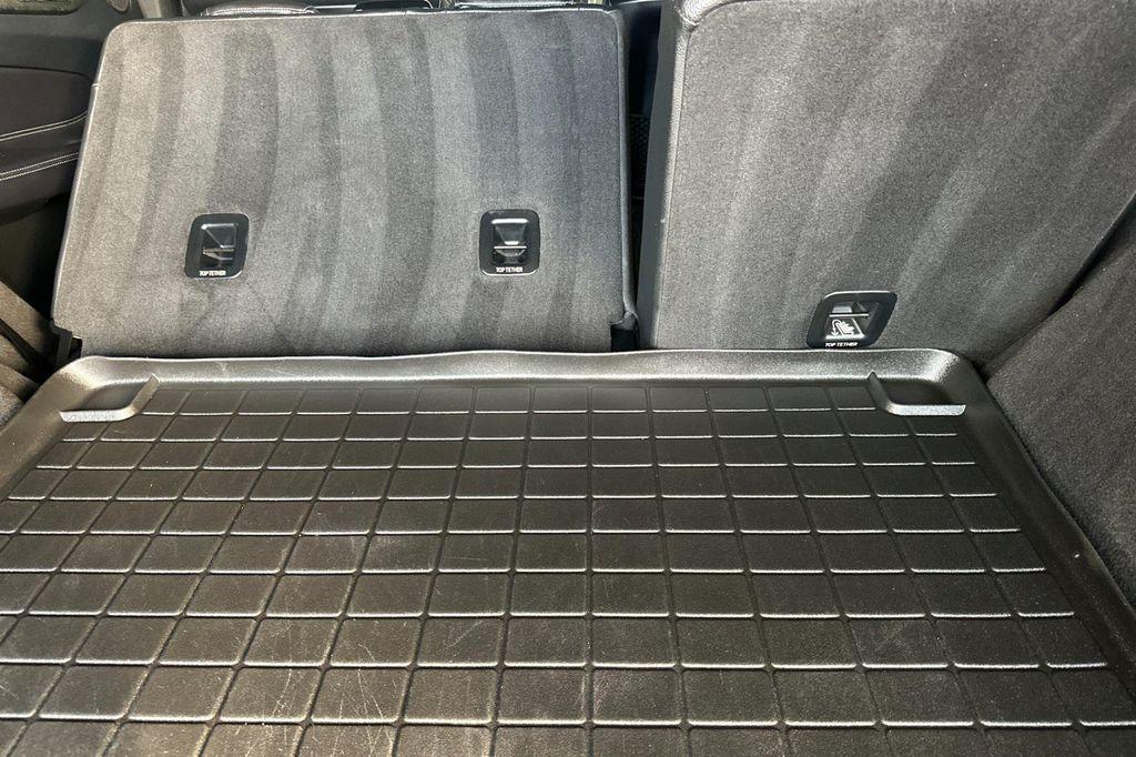 used 2017 Mercedes-Benz GLE 350 car, priced at $17,998