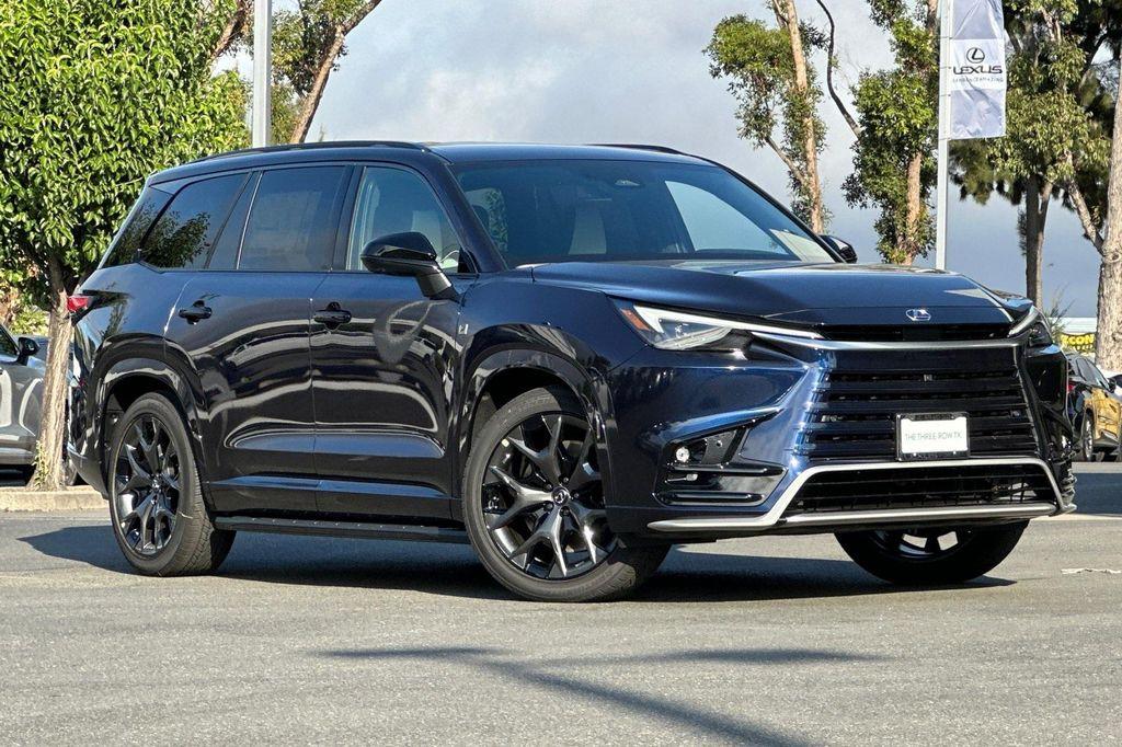 new 2025 Lexus TX 500h car, priced at $76,534