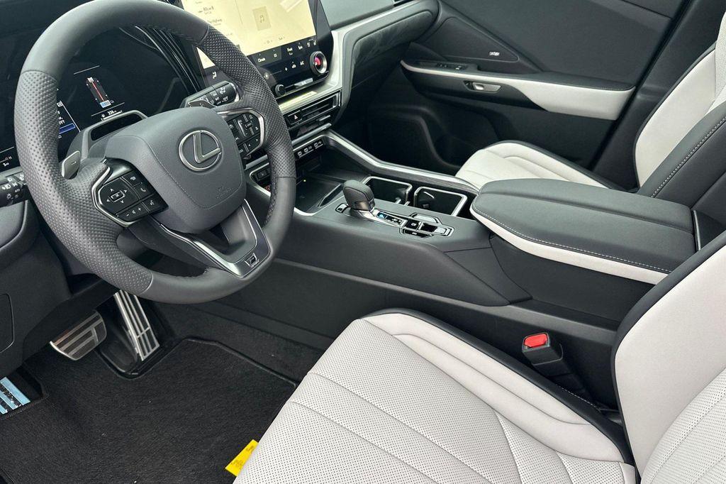 new 2026 Lexus TX 500h car, priced at $76,398