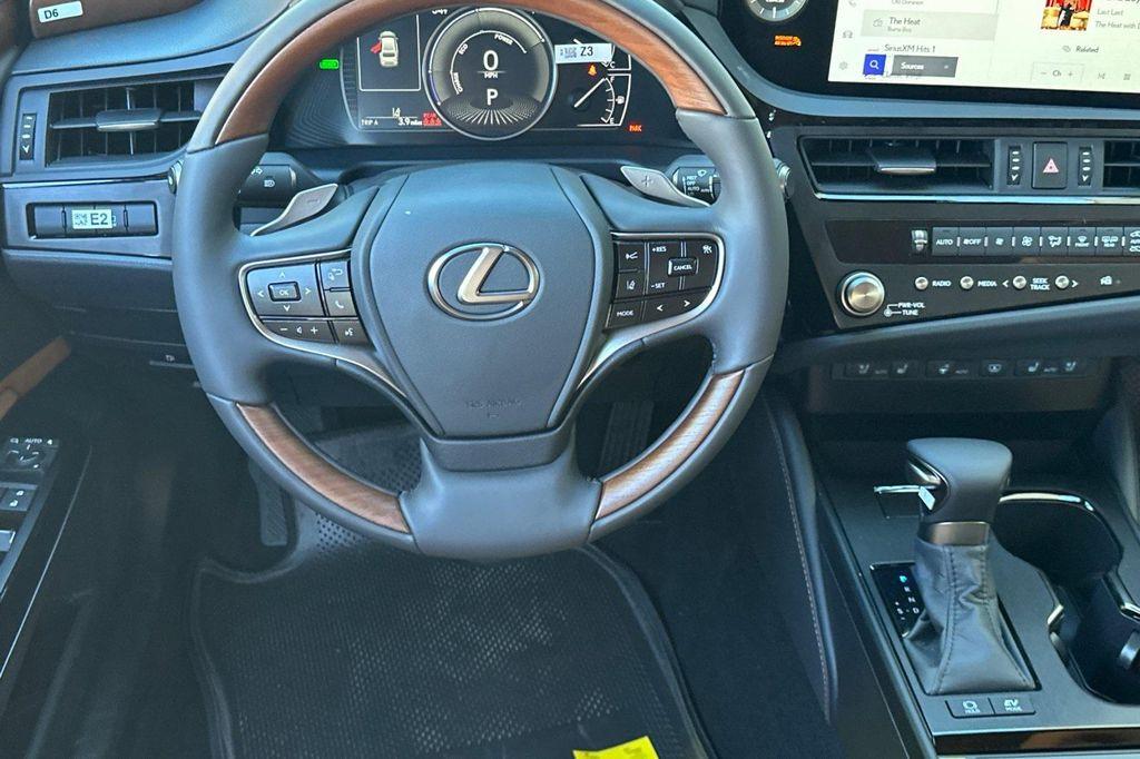 new 2025 Lexus ES 300h car, priced at $57,229