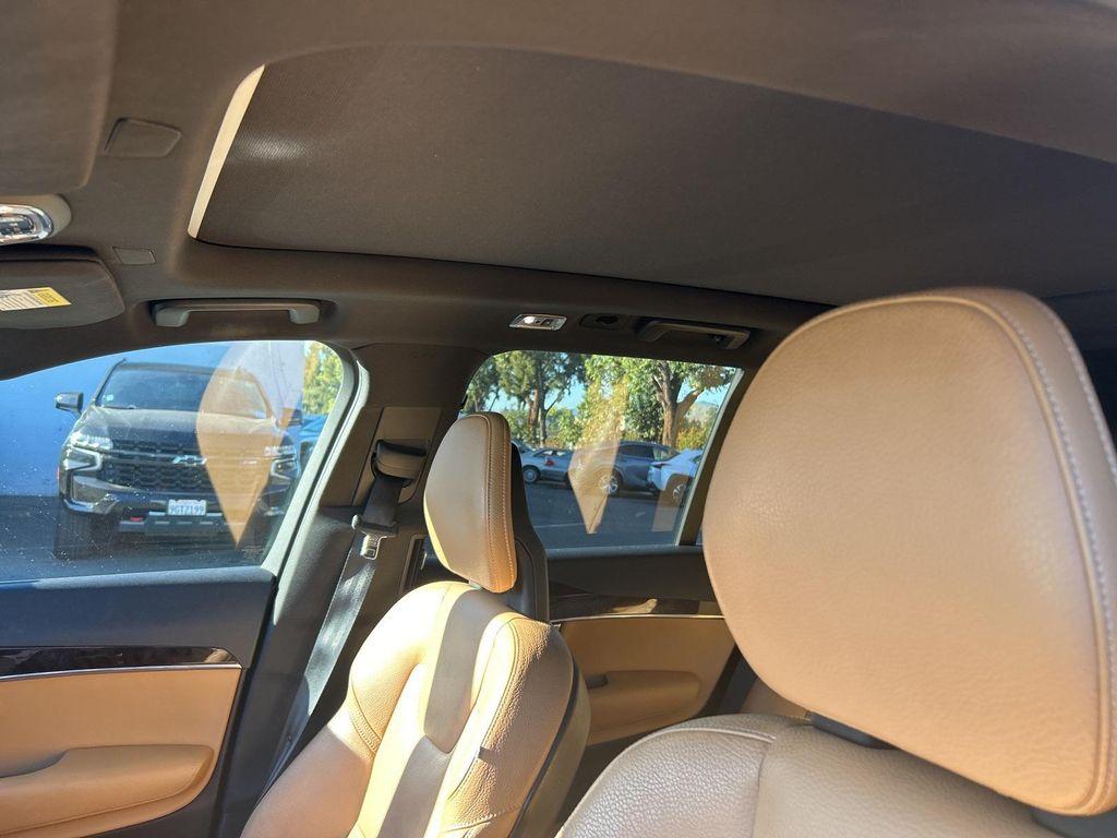 used 2017 Volvo XC90 car, priced at $16,588