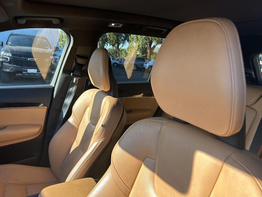used 2017 Volvo XC90 car, priced at $16,588