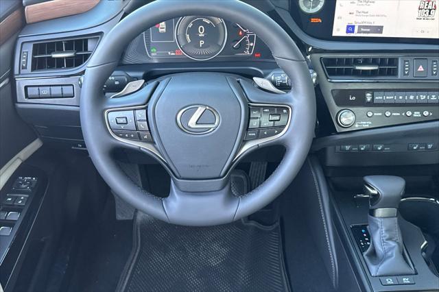 new 2025 Lexus ES 300h car, priced at $50,899