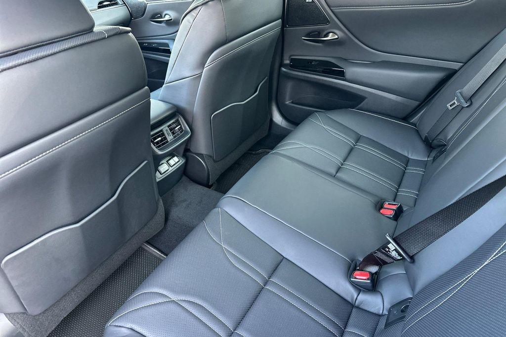 new 2025 Lexus ES 350 car, priced at $54,714