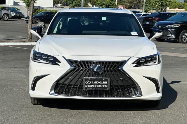 new 2025 Lexus ES 300h car, priced at $56,609