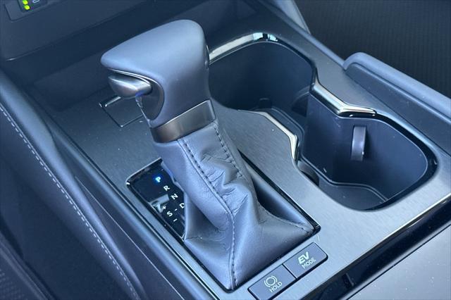 new 2025 Lexus ES 300h car, priced at $56,609
