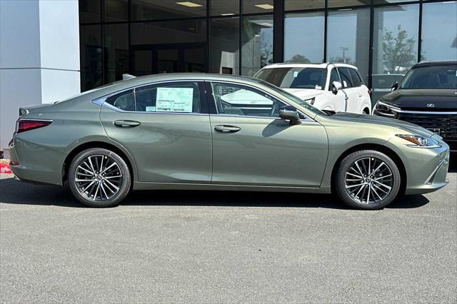 new 2024 Lexus ES 350 car, priced at $47,055