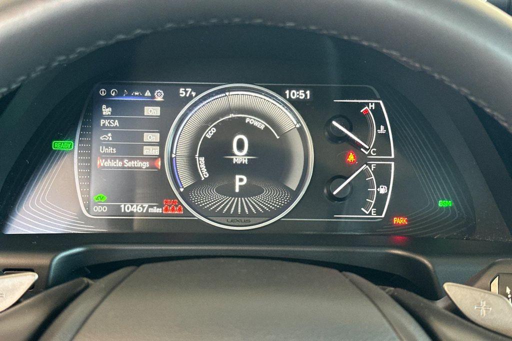 used 2025 Lexus ES 300h car, priced at $42,388