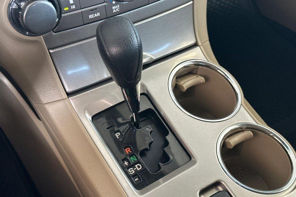 used 2013 Toyota Highlander car, priced at $14,388