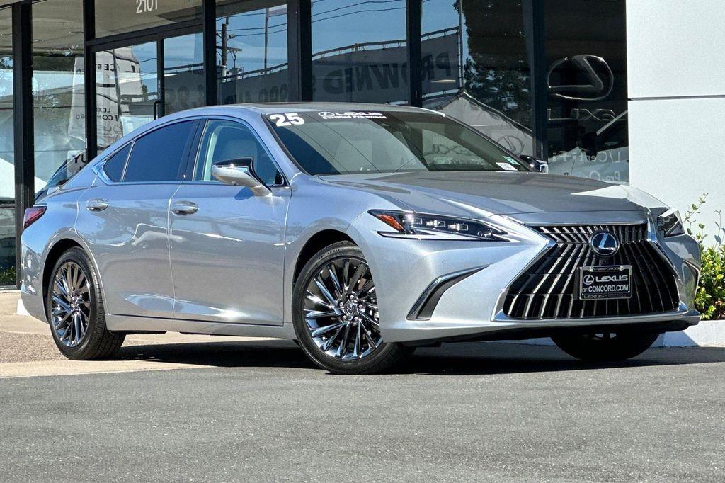 used 2025 Lexus ES 300h car, priced at $49,588